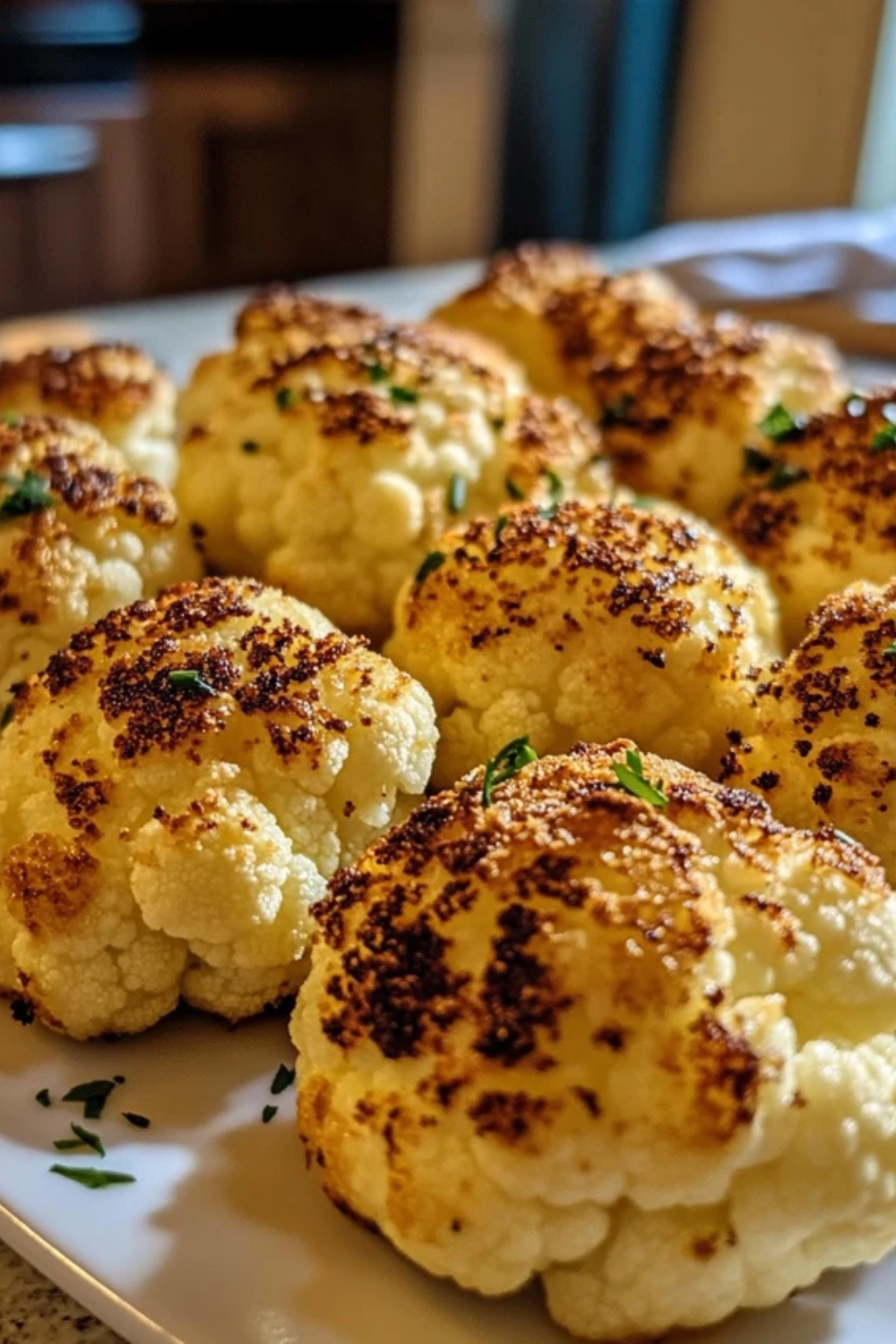 Bloemkoolroosjes voorbereiden met parmezaan en kruiden