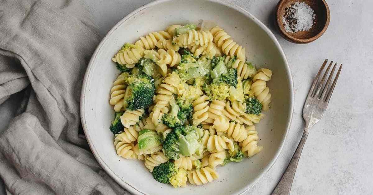One Pot Pasta mit Brokkoli