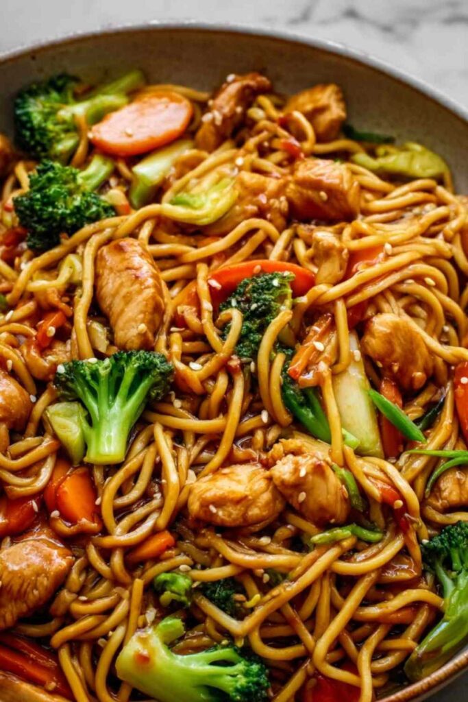 Hähnchen Teriyaki Nudeln