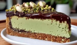 Pistazien-Schokoladen-Käsekuchen ohne Backen – Cremig & Lecker