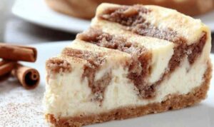 Zimtrollen-Käsekuchen Rezept