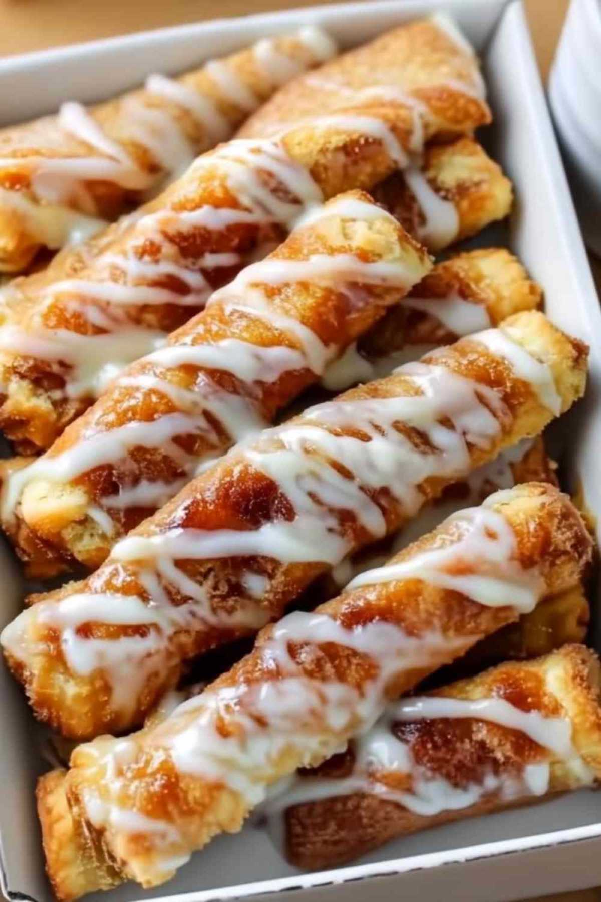 Zimtsticks von Pizza Hut – Selbstgemachtes Dessert mit Zimt-Zucker-Glasur